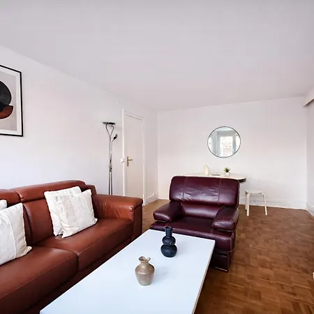 Pres Du Parc Montsouris Apartment *